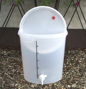 Gj�ringsspann med tappekran, 32 liter